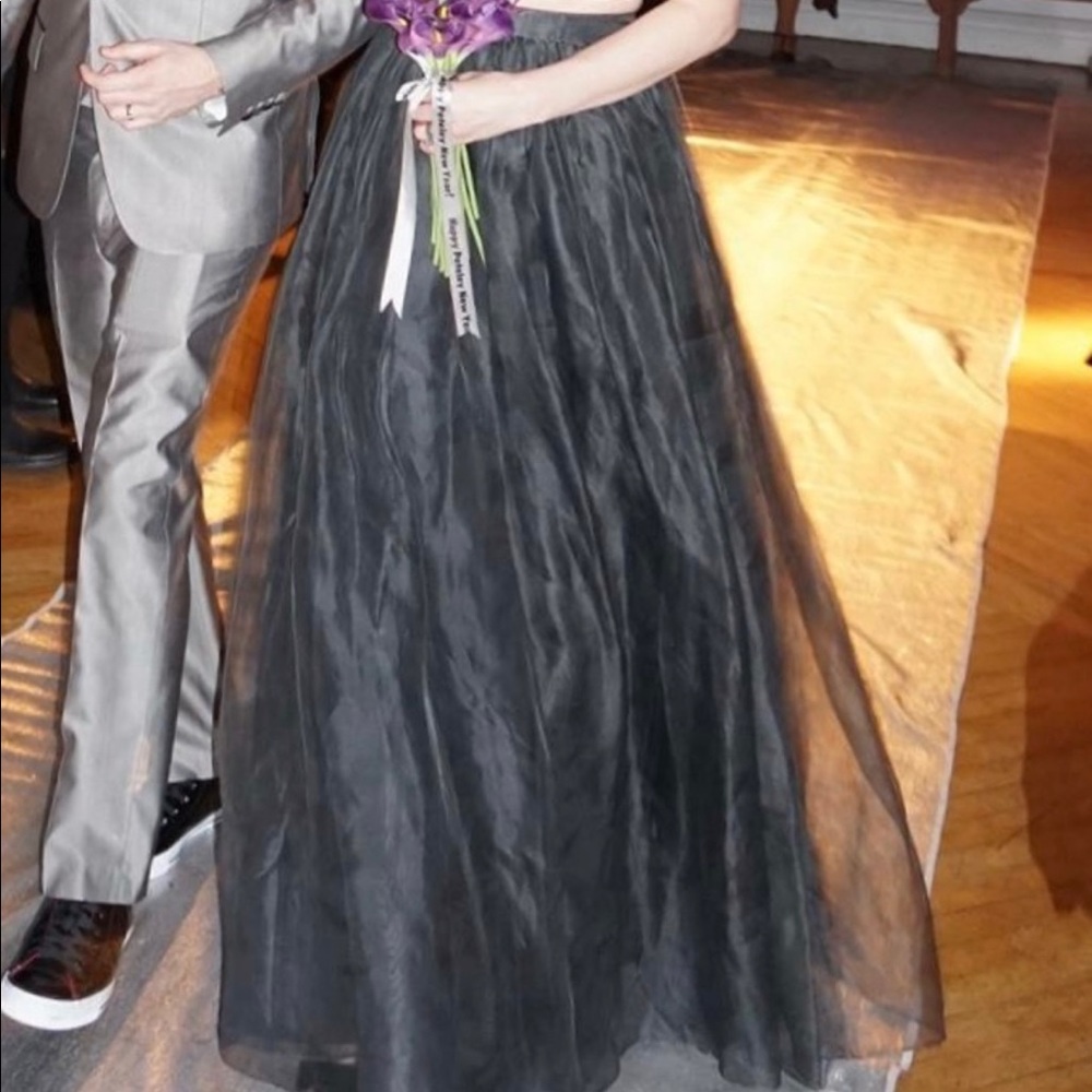 Alice and Olivia 100% Silk Gunmetal Skirt STUNNING - Picture 8 of 8